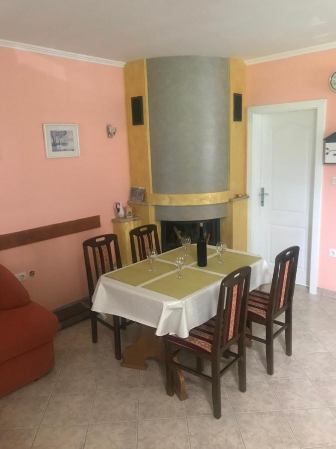 Kuca Za Odmor Magdalena&V Apartment Крапина Екстериор снимка