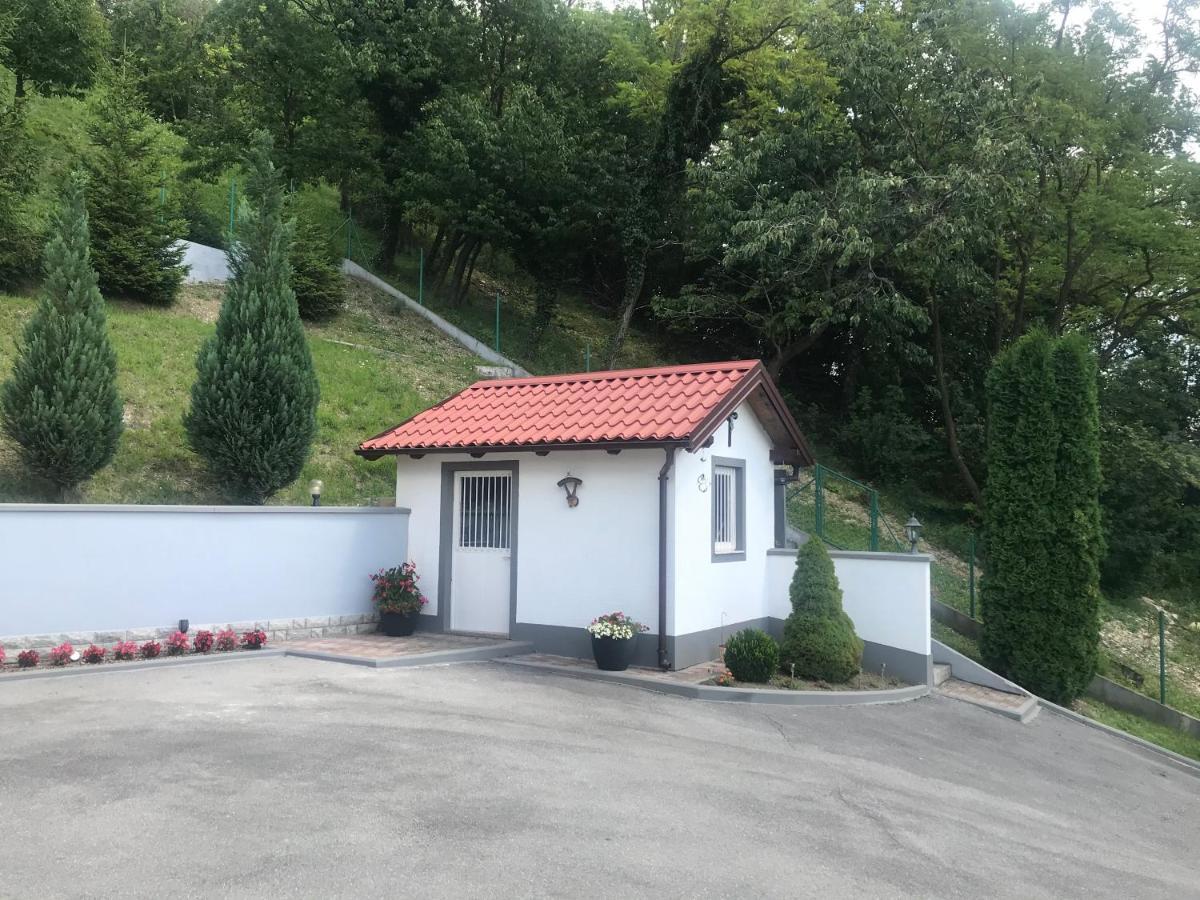 Kuca Za Odmor Magdalena&V Apartment Крапина Екстериор снимка