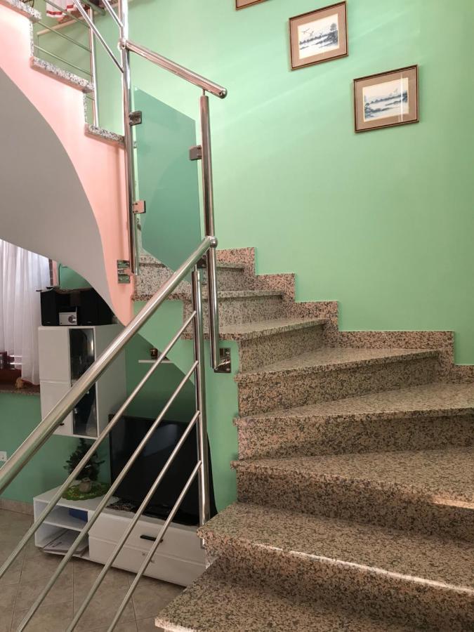 Kuca Za Odmor Magdalena&V Apartment Крапина Екстериор снимка